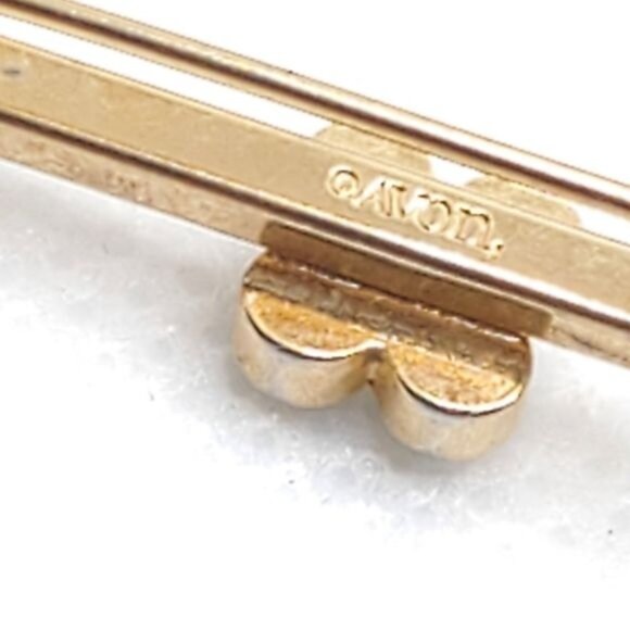 Avon pin - Picture 2 of 4